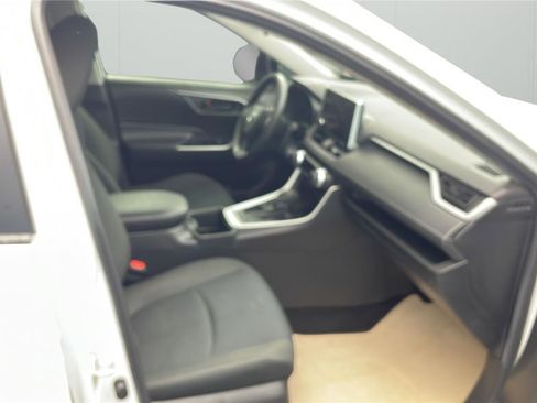 Used 2023 Toyota RAV4 LE FWD image 24
