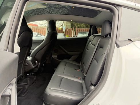 Used 2023 Tesla Model Y AWD image 14