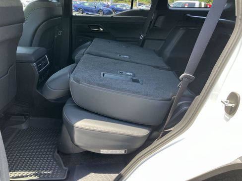 Used 2025 Lexus GX 550 AWD/4WD image 27