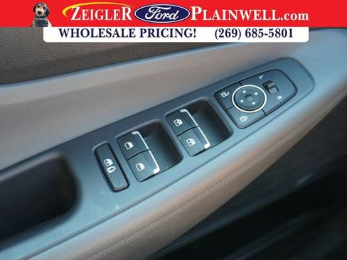 Used 2023 Hyundai Santa Fe Blue image 31