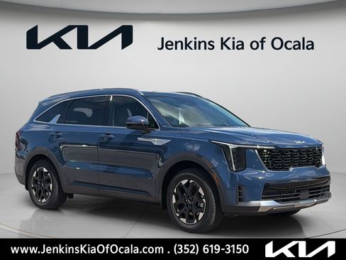 New 2026 Kia Sorento S w/ S Panoramic Sunroof Package FWD image 2