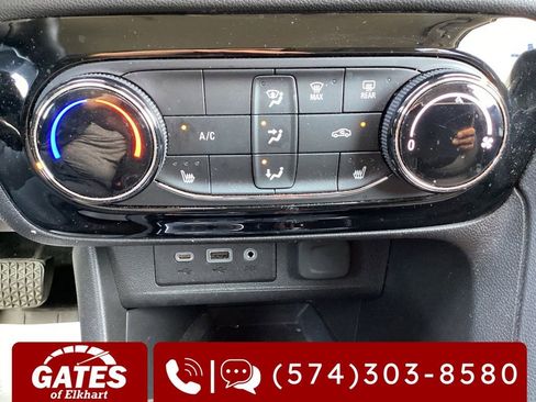 Used 2023 Buick Encore GX Preferred w/ Cold Weather Comfort Package AWD/4WD image 18
