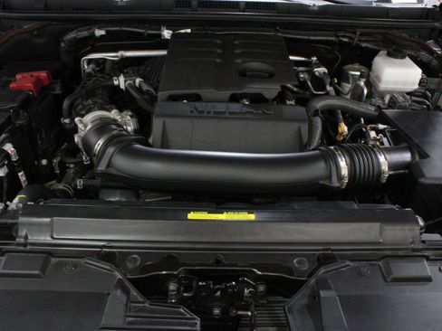 Used 2025 Nissan Frontier PRO-4X AWD/4WD image 37
