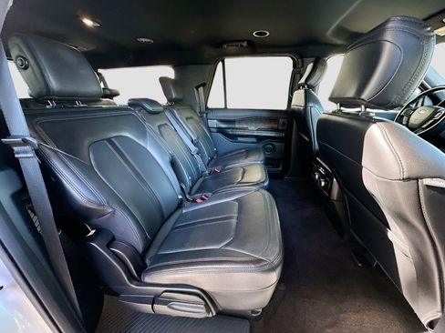 Used 2020 Ford Expedition Max Limited image 29