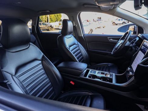 Used 2023 Ford Edge SEL image 26