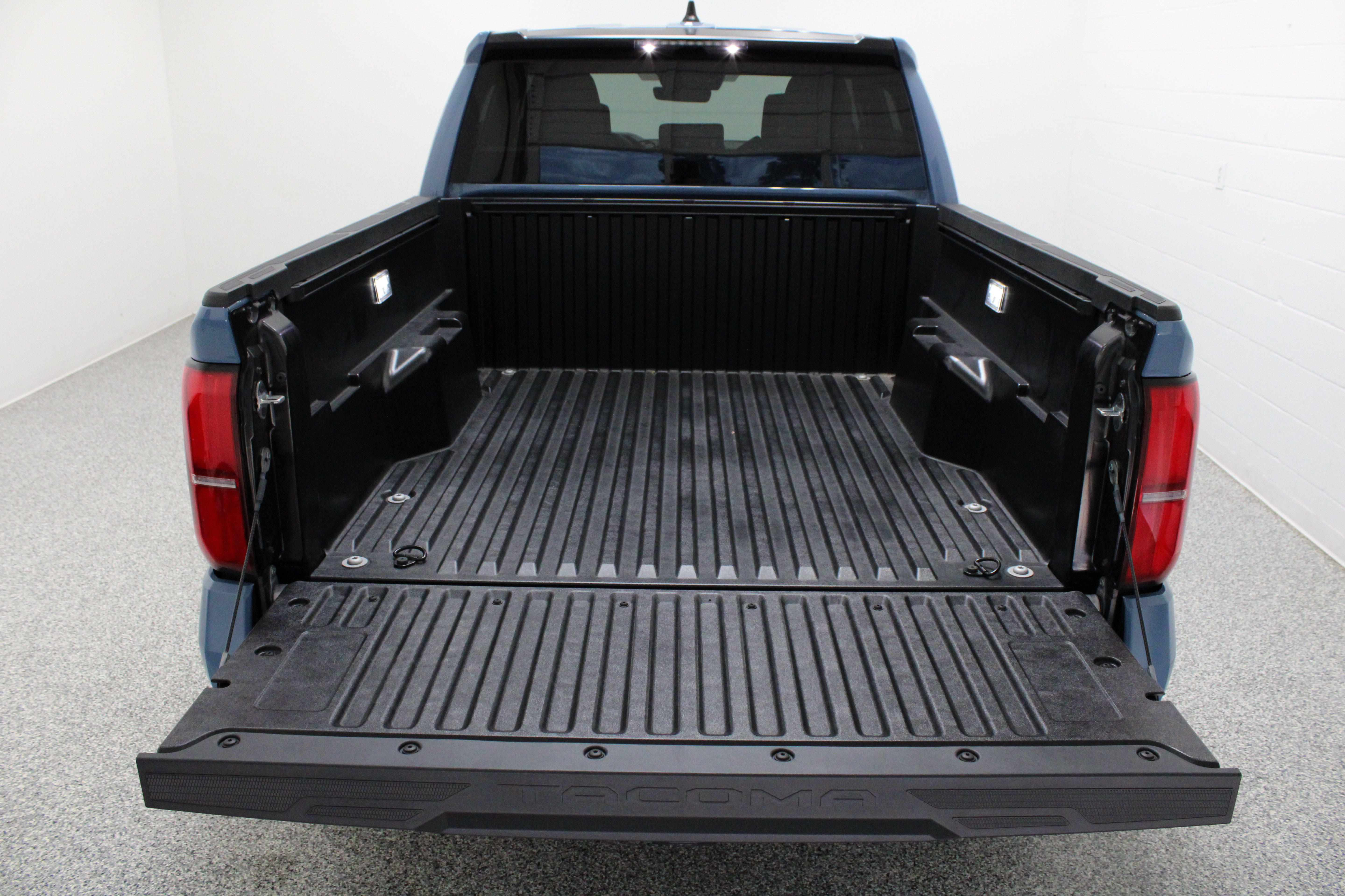 Certified 2026 Toyota Tacoma SR5 RWD image 9
