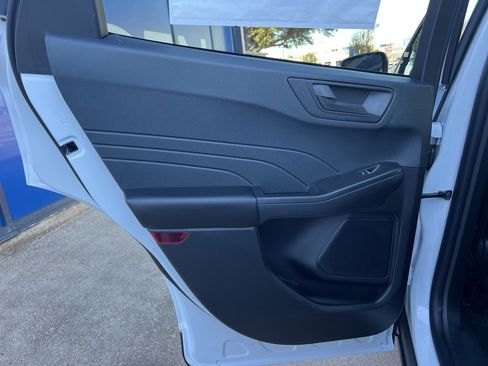 New 2026 Ford Escape Active image 10