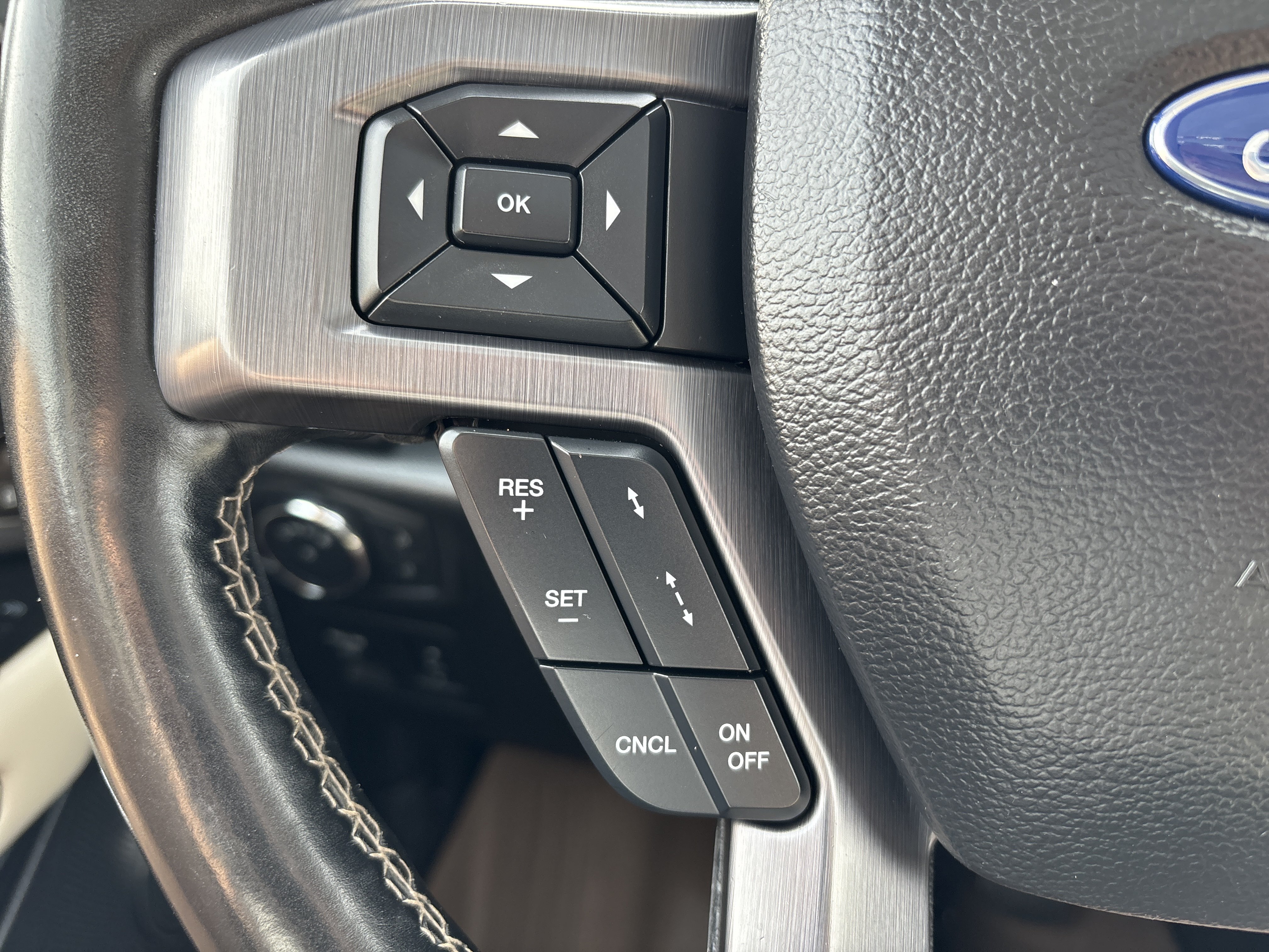 Used 2020 Ford Expedition Max Platinum AWD/4WD image 16