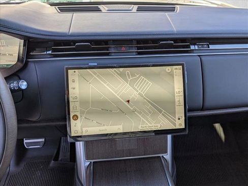 New 2026 Land Rover Range Rover Autobiography image 12