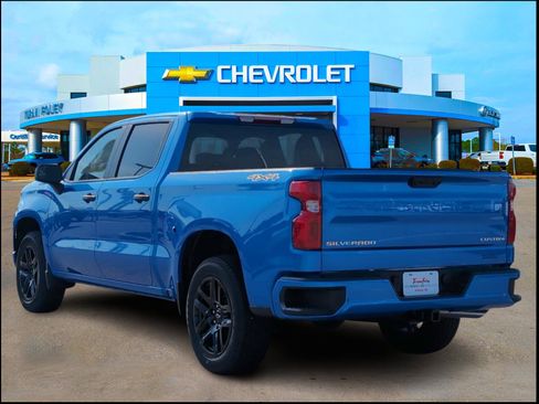 New 2025 Chevrolet Silverado 1500 Custom image 3