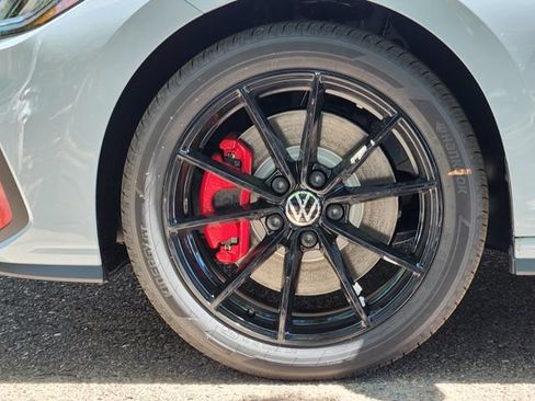 New 2026 Volkswagen Jetta GLI Autobahn FWD image 9
