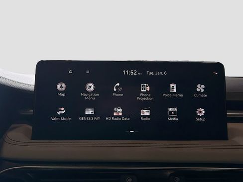 Used 2023 Genesis G70 2.0T w/ Sport Prestige Package image 11