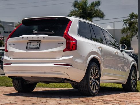 Used 2023 Volvo XC90 B5 Core w/ Protection Package Premier AWD/4WD image 5