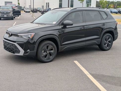 New 2026 Volkswagen Taos S FWD image 8