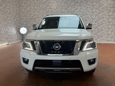 Used 2019 Nissan Armada Platinum w/ Captain's Chairs Package RWD image 2