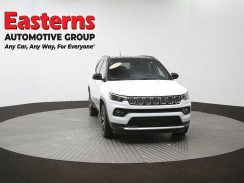 Used 2025 Jeep Compass Limited AWD/4WD image 52