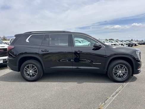 New 2026 GMC Acadia Elevation FWD image 3