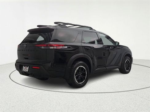Used 2024 Nissan Pathfinder Rock Creek image 7