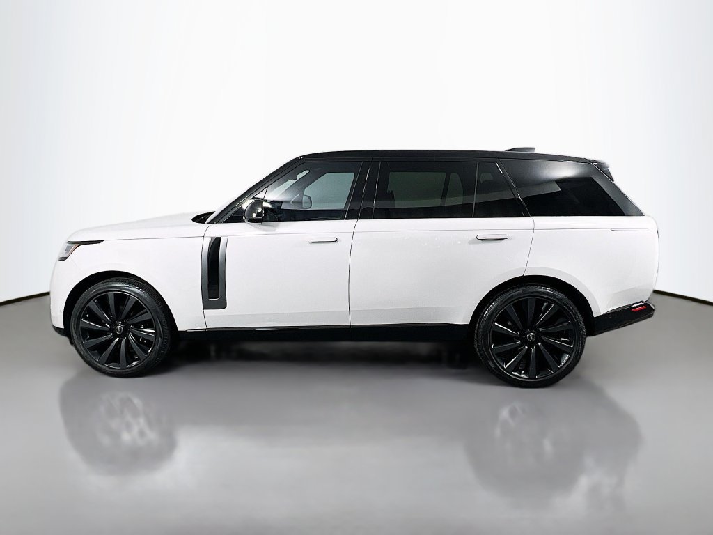 Used 2023 Land Rover Range Rover SV AWD/4WD image 8