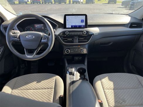 Used 2021 Ford Escape SE image 19