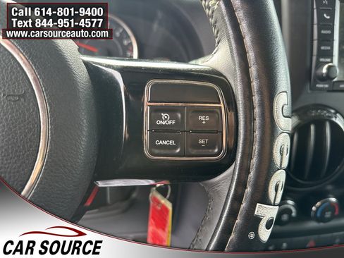 Used 2014 Jeep Wrangler Unlimited Sahara image 21