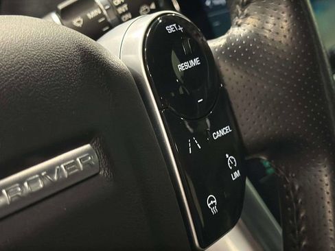 Used 2020 Land Rover Range Rover Sport SE AWD/4WD image 26