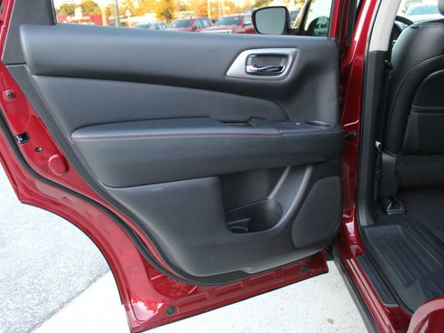 Used 2020 Nissan Pathfinder SV w/ Rock Creek Edition image 19