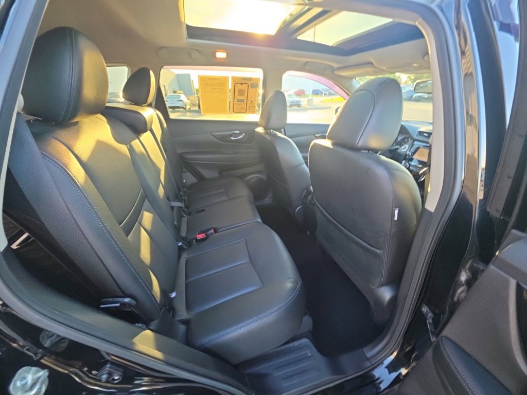 Used 2020 Nissan Rogue SL w/ Premium Package AWD/4WD image 27