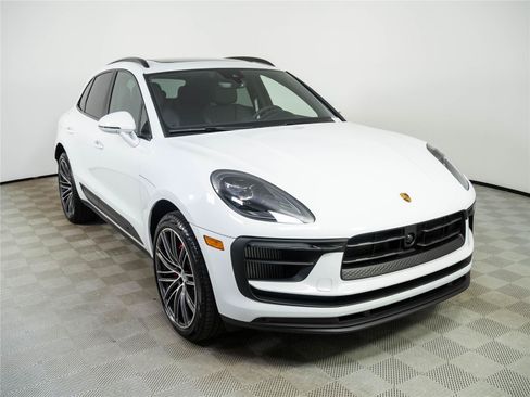 New 2026 Porsche Macan S AWD/4WD image 27