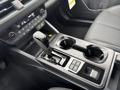 New 2026 Subaru Outback Limited AWD/4WD image 23