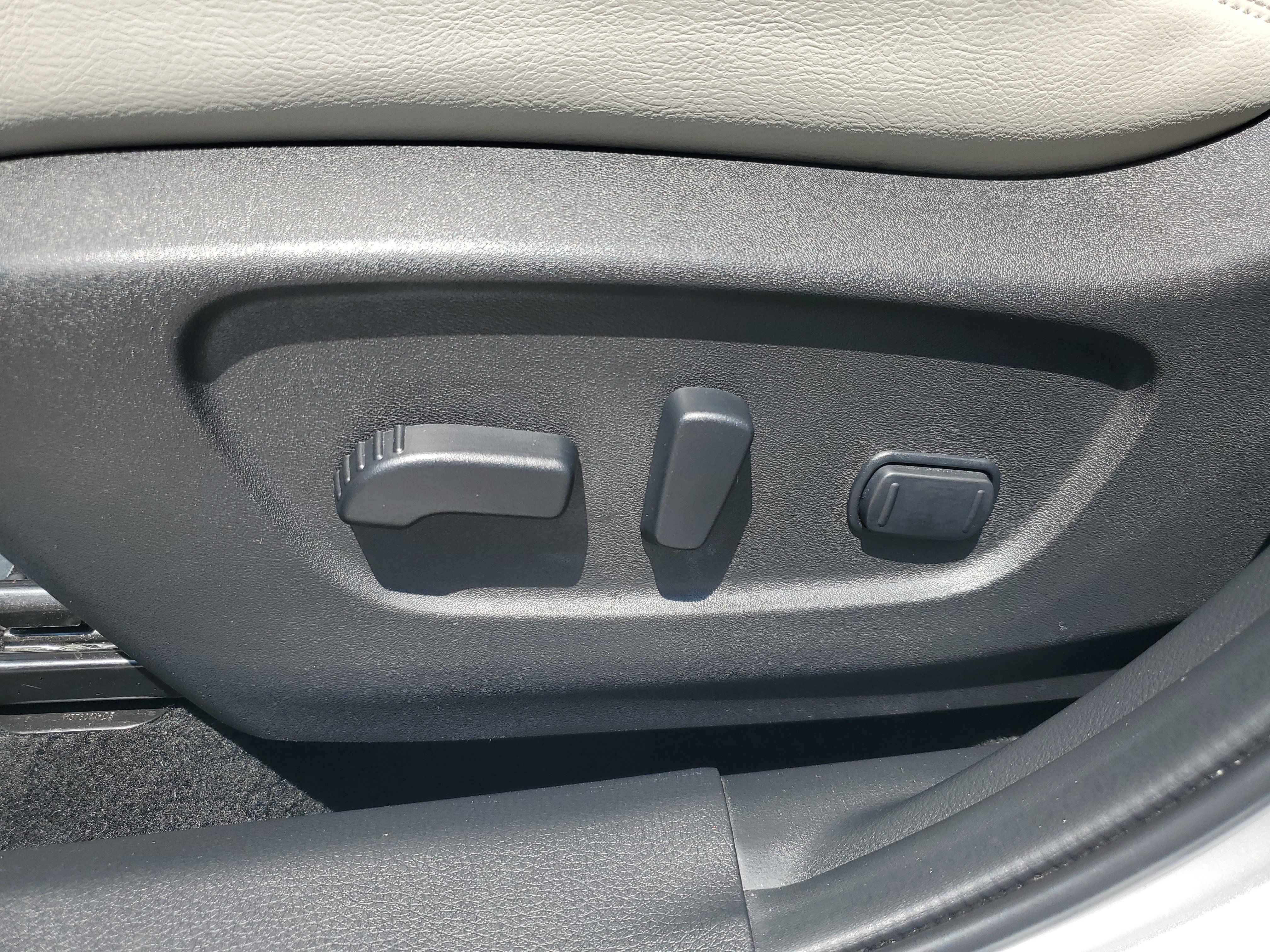 Certified 2022 Nissan Rogue Sport SV w/ Technology Package FWD image 10