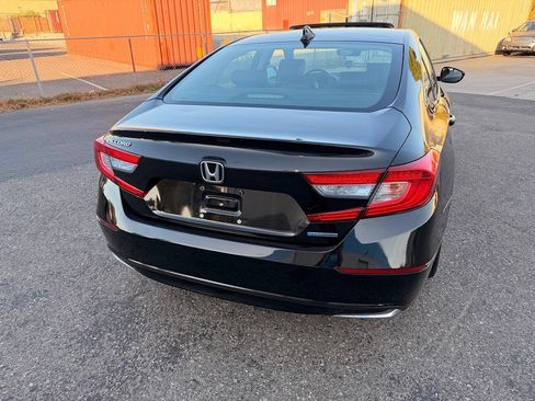 Used 2018 Honda Accord EX-L image 18