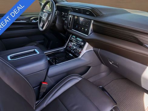 Used 2024 GMC Yukon XL Denali w/ Max Trailering Package AWD/4WD image 32
