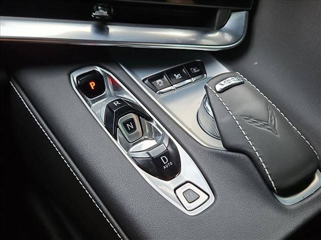Used 2020 Chevrolet Corvette Stingray Preferred Cpe w/ 2LT Preferred Equipment Group RWD image 12