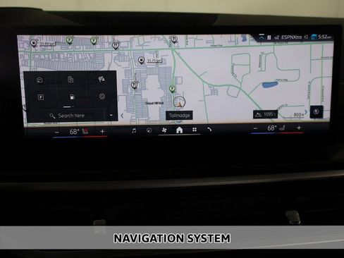 Used 2024 BMW X7 xDrive40i w/ Executive Package AWD/4WD image 3