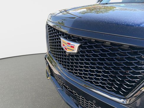 Used 2026 Cadillac Escalade V w/ LPO, ONYX Package image 9