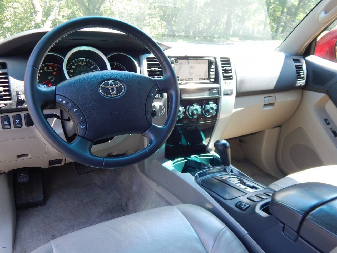 Used 2006 Toyota 4Runner Limited AWD/4WD image 12