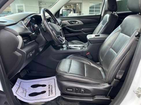 Used 2020 Chevrolet Traverse RS AWD/4WD image 19