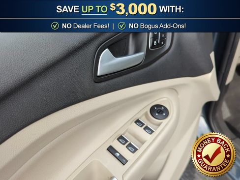 Used 2019 Ford Escape Titanium AWD/4WD image 16