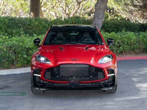 Used 2026 Aston Martin DBX 707 AWD/4WD image 5