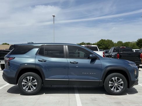 New 2026 Chevrolet Equinox LT image 3