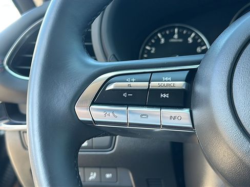 Used 2023 MAZDA MAZDA3 s image 28