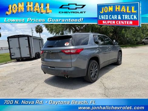 Used 2021 Chevrolet Traverse RS FWD image 10
