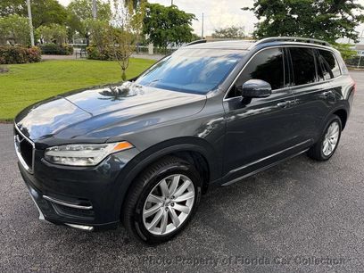 Used 2016 Volvo XC90 T6 Momentum w/ Momentum Plus Package