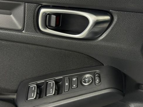 Used 2025 Honda Civic Sport image 12