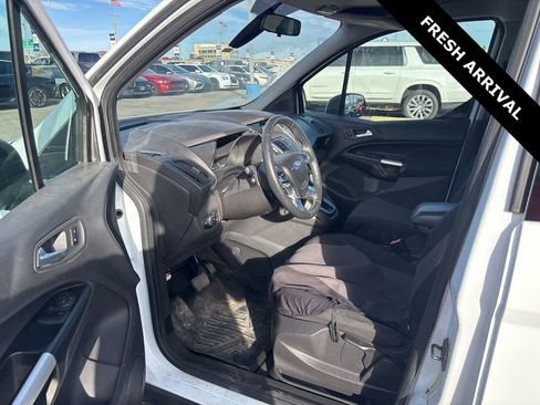 Used 2015 Ford Transit Connect XLT image 5