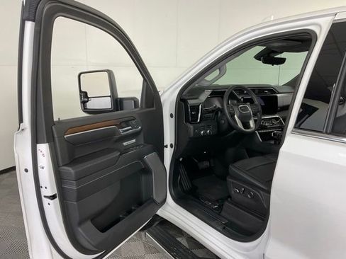 Used 2024 GMC Sierra 1500 Denali w/ Denali Reserve Package image 29