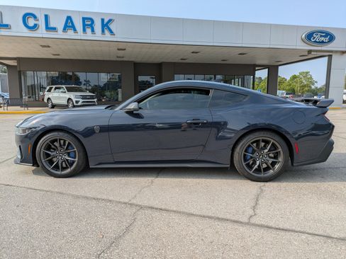 Certified 2024 Ford Mustang Dark Horse image 7