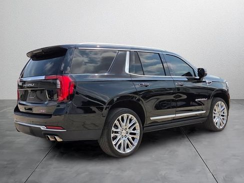 Used 2025 GMC Yukon Denali w/ Denali Reserve Package AWD/4WD image 4
