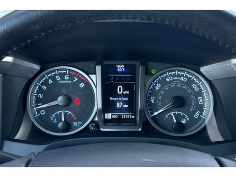 Certified 2023 Toyota Tacoma 4x4 Double Cab image 26
